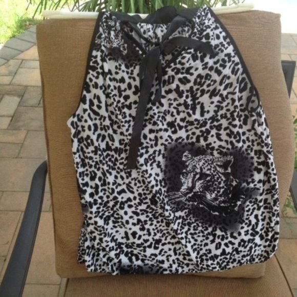 NWT LEOPARD OFF SHOULDER Black BLOUSE Romantic L - Picture 2 of 3